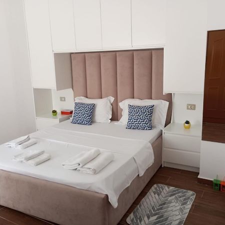 Mario Rooms Saranda Extérieur photo